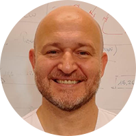 Esp. Gustavo A. Plotnikow